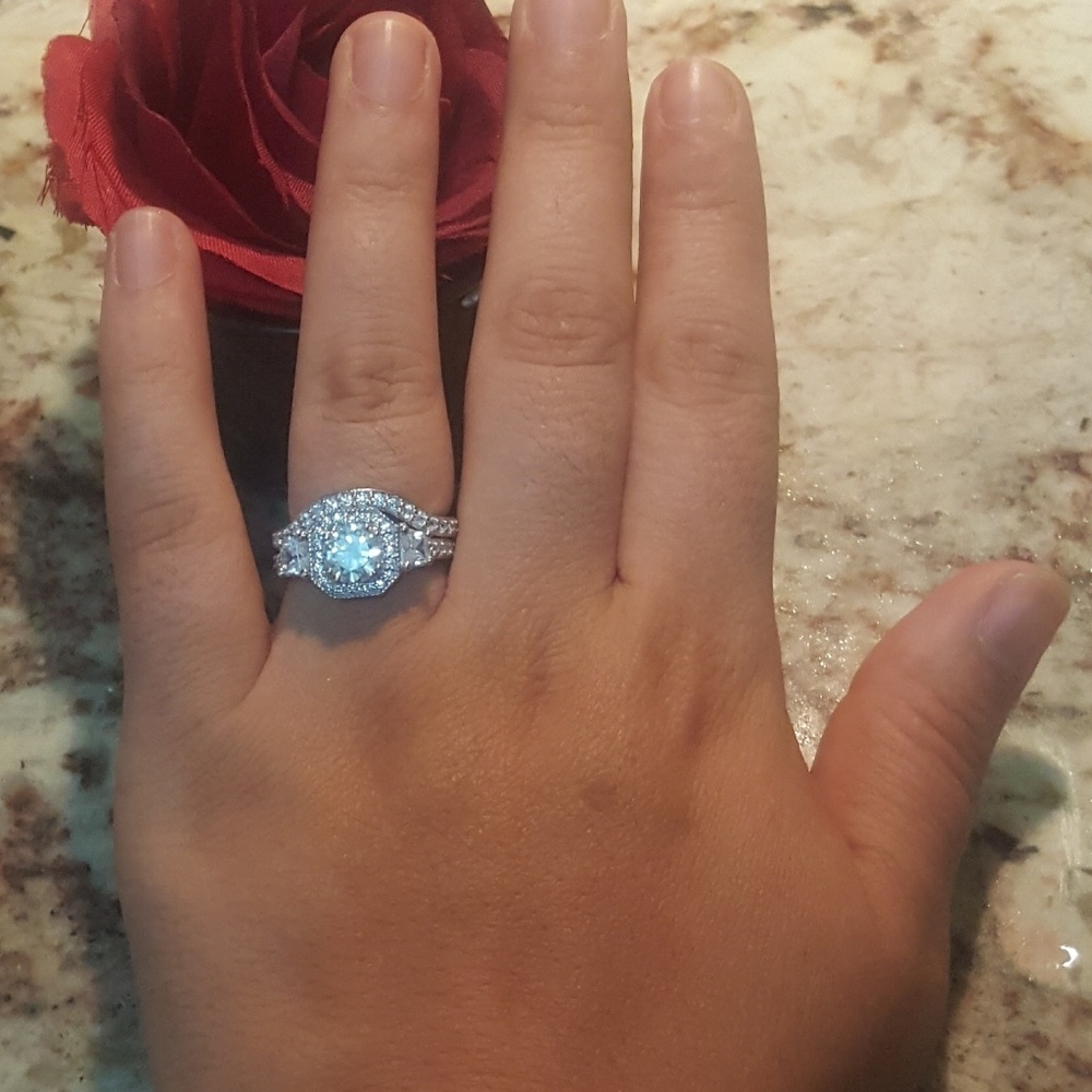 100 % moissanite ring